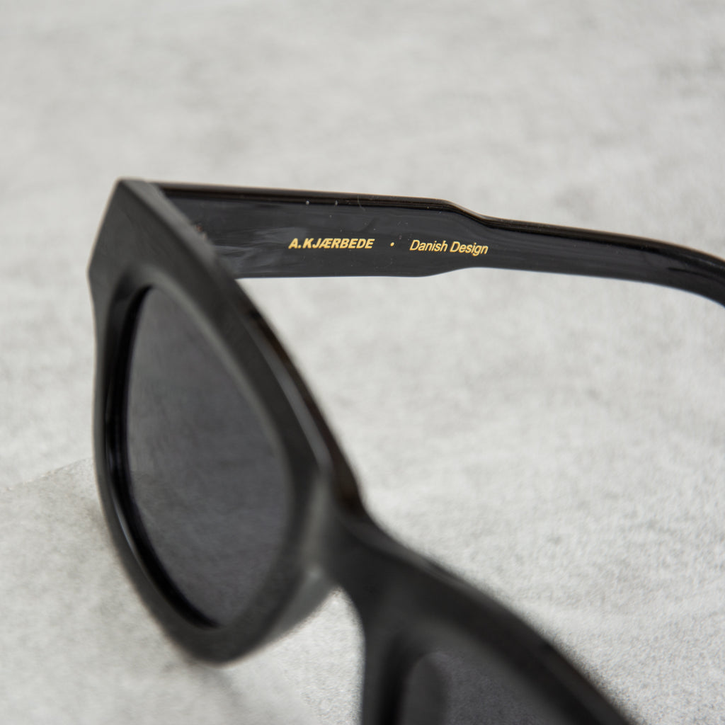 A Kjaerbede Lane KL2412-003 Sunglasses - Black 3