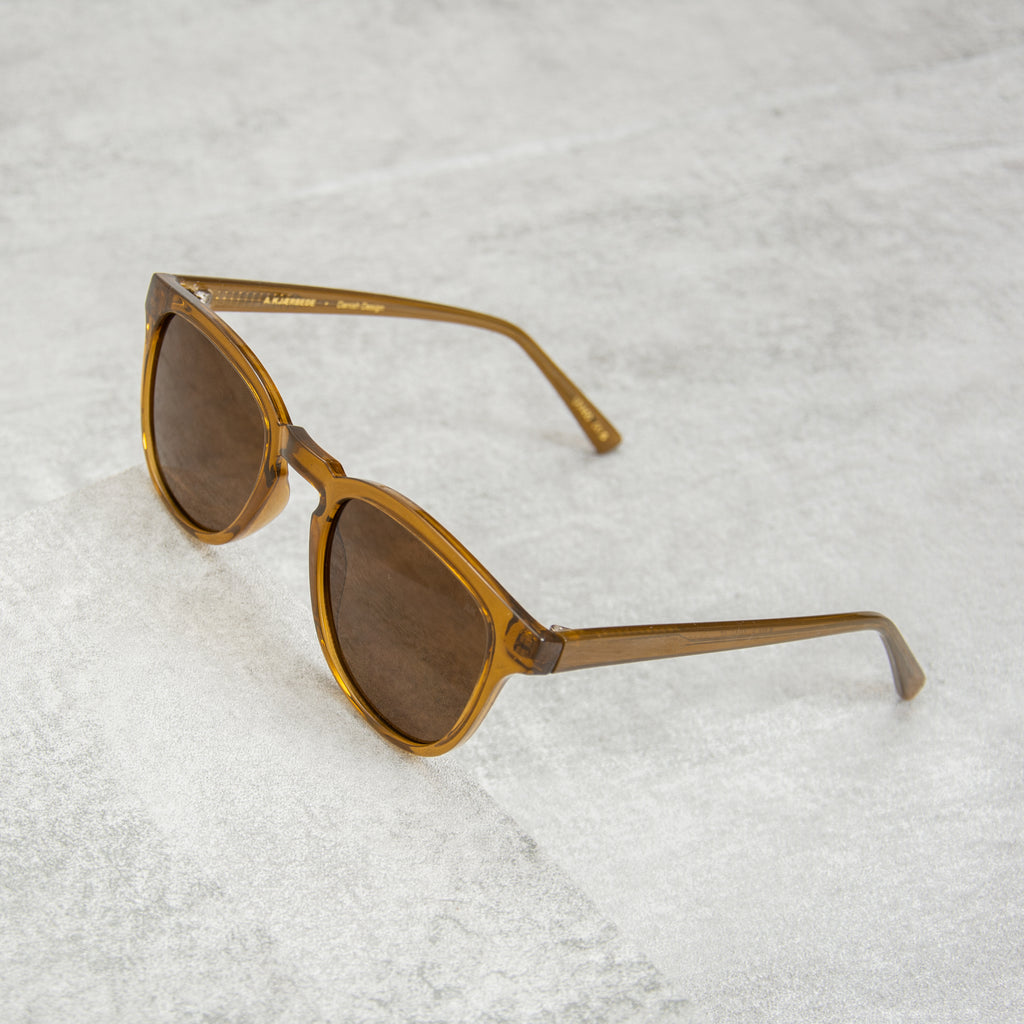 A Kjaerbede Bate KL1910-15 Sunglasses - Smoke Transparent 1