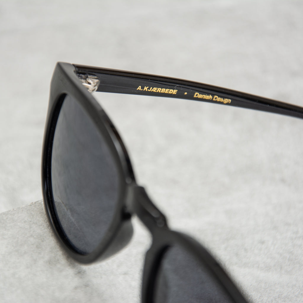 A Kjaerbede Bate KL1910-1 Sunglasses - Black 3