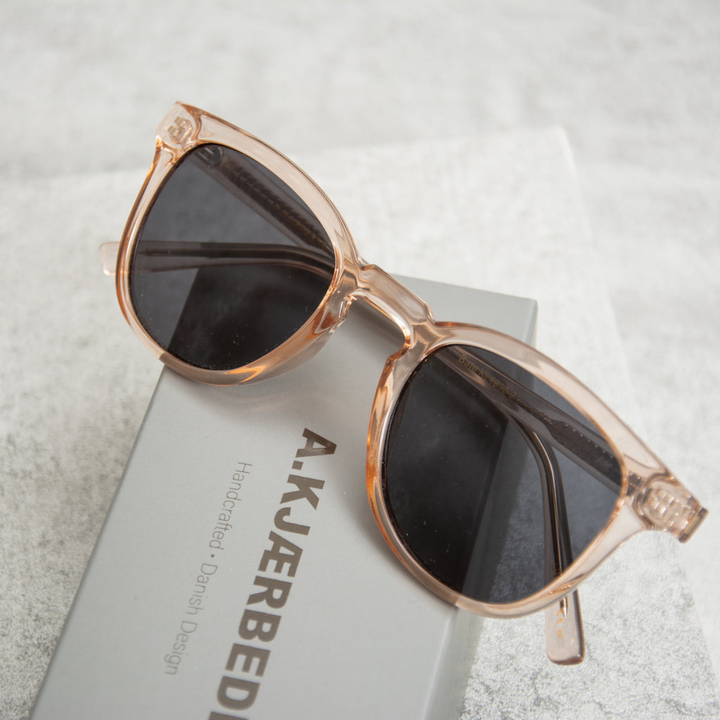 Bate KL1910-9 Sunglasses - Champagne 2