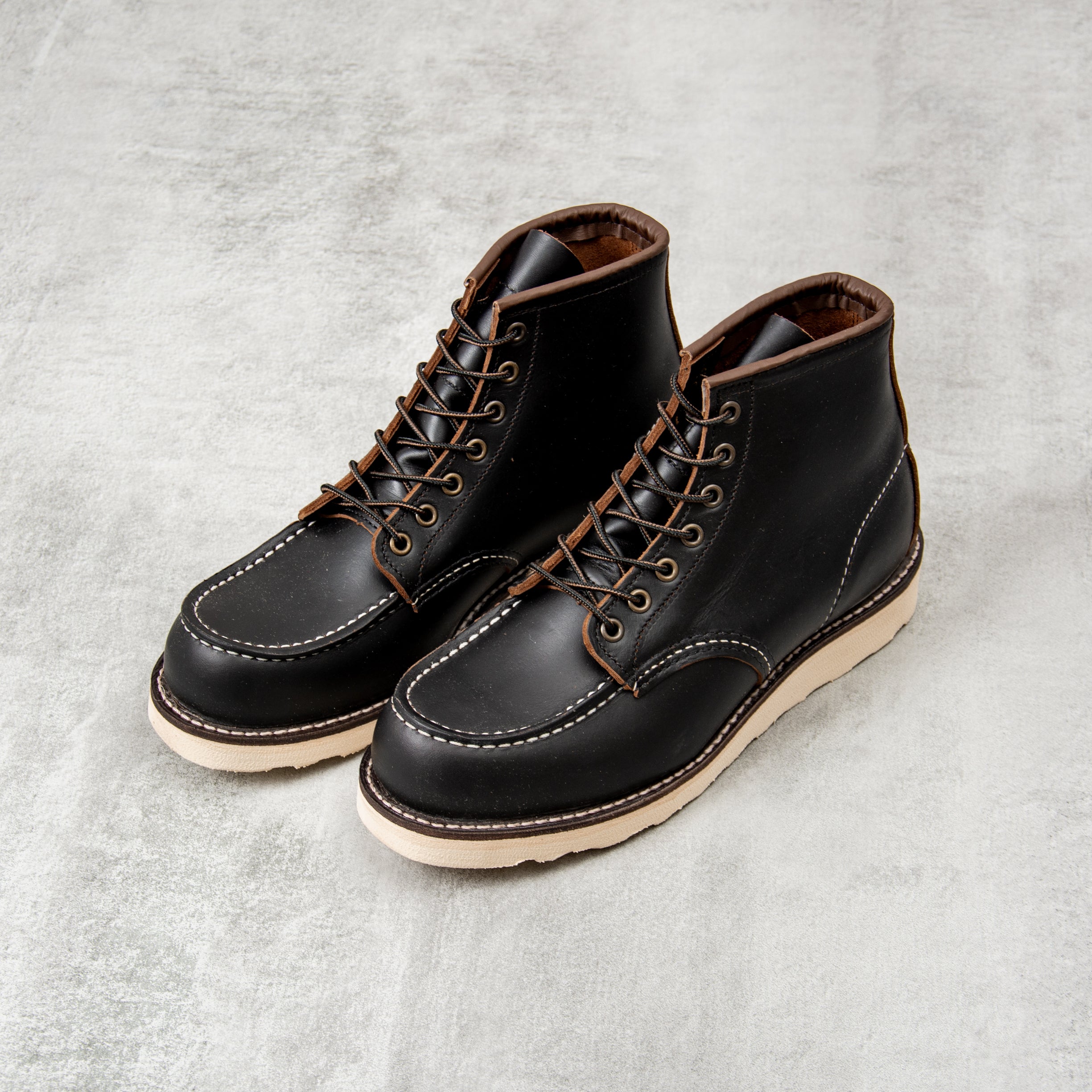 Red Wing Classic Moc Toe 8849 Boot - Black Prairie@Union Clothing