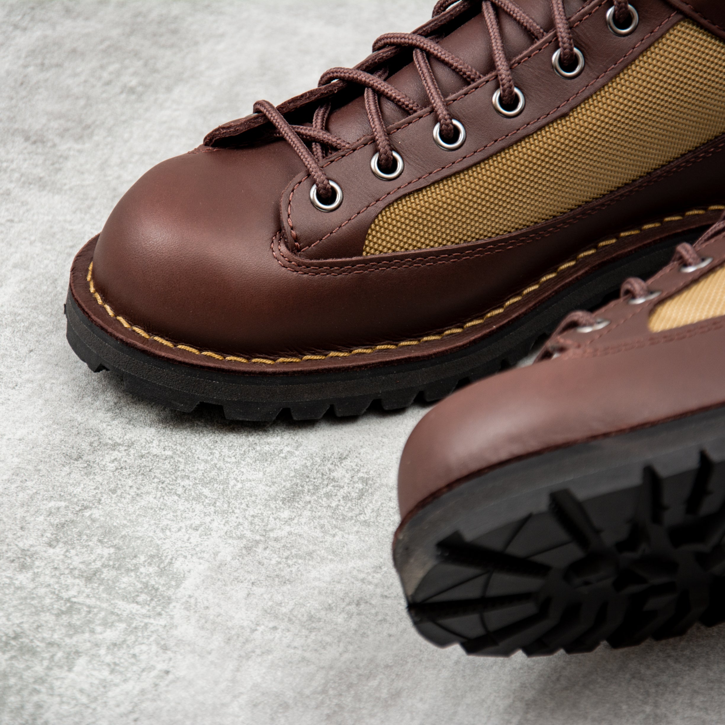Danner Field Low GTX Shoe 31451 - Pine@Union Clothing | Union Clothing