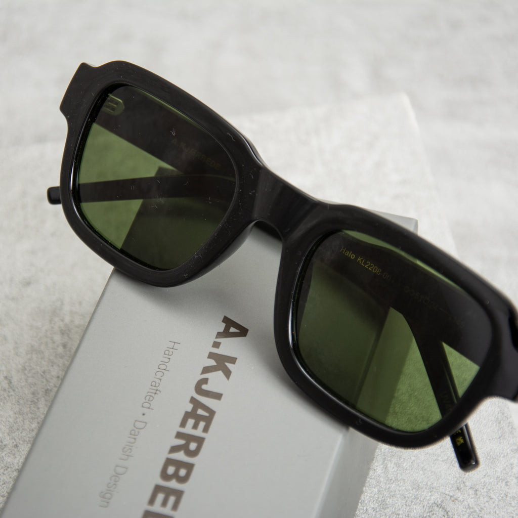 A Kjaerbede Halo KL2208-001 Sunglasses - Black 2