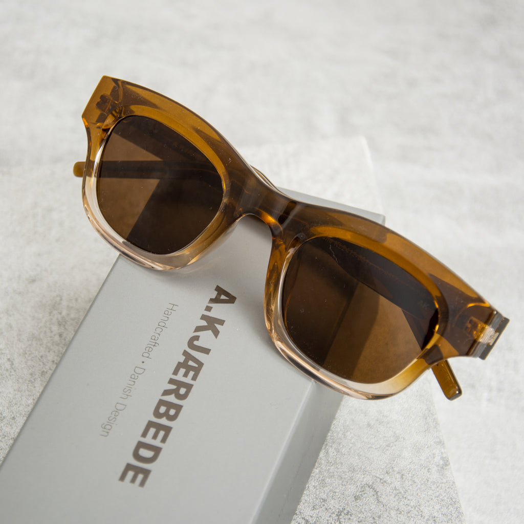 A Kjaerbede Lane KL2412-001 Sunglasses - Smoke / Champagne 2