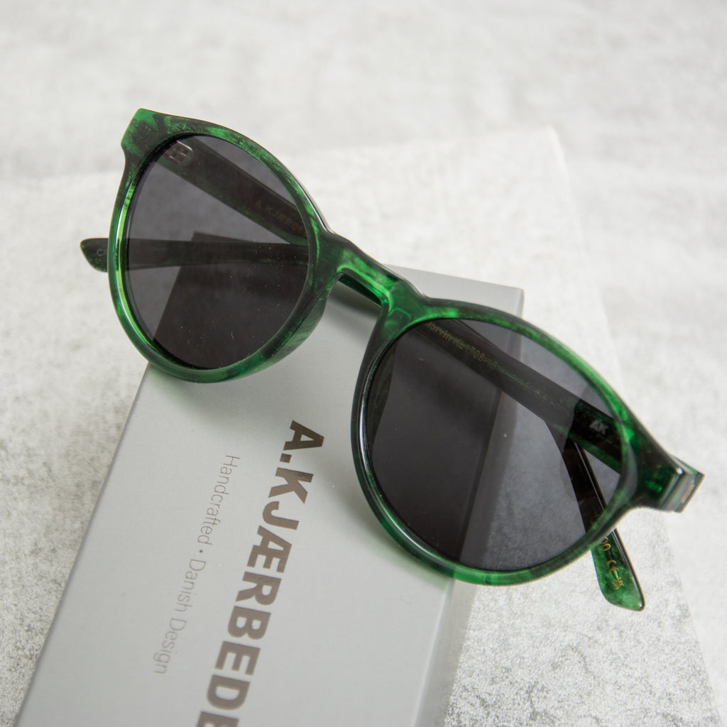 A Kjaerbede Marvin KL1708-15 Sunglasses - Green Marble Transparent 2