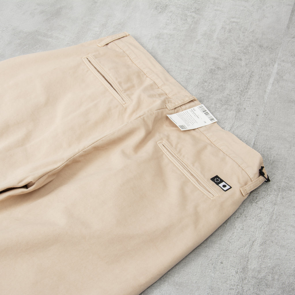 Edwin Regular Chino - White Pepper 2