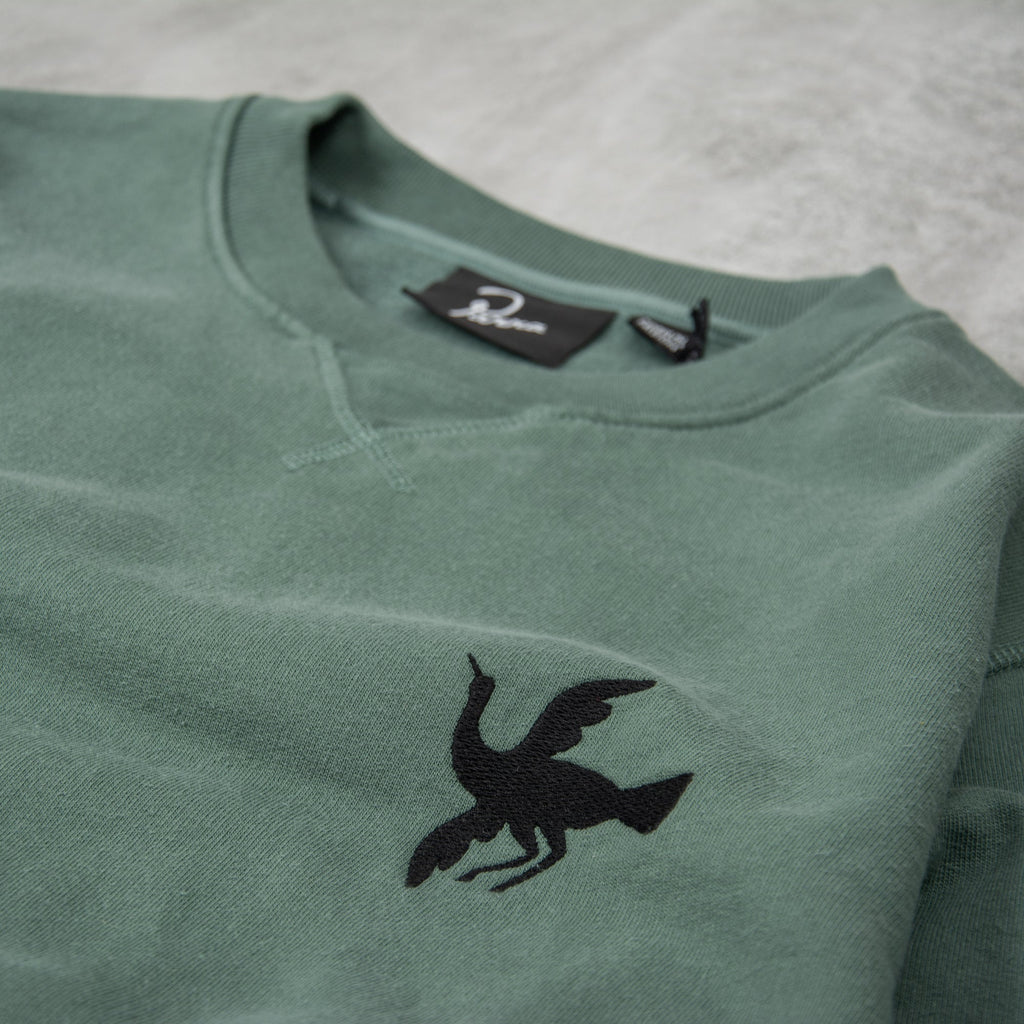 By Parra Snaked by A Horse Crew Sweat - Pine Green 3
