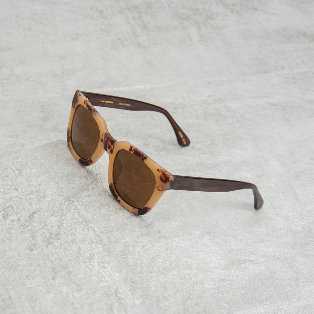 A Kjaerbede Nancy KL1912-2 Sunglasses - Hornet 1